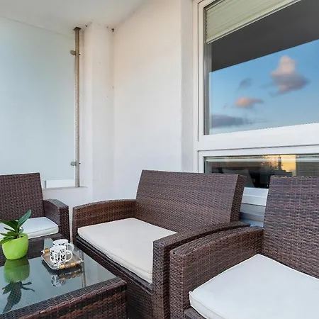 Kosciuszki & Gym By Renters 科沃布热格